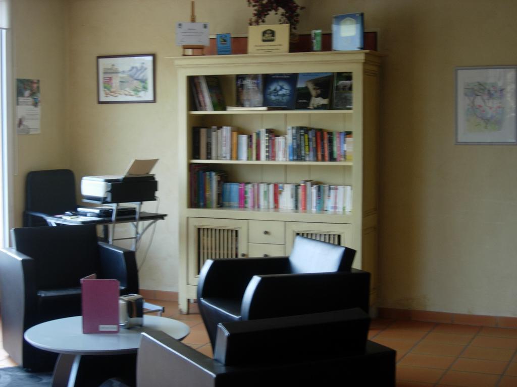 Best Western Montagne Noire Lagarrigue  Exterior foto